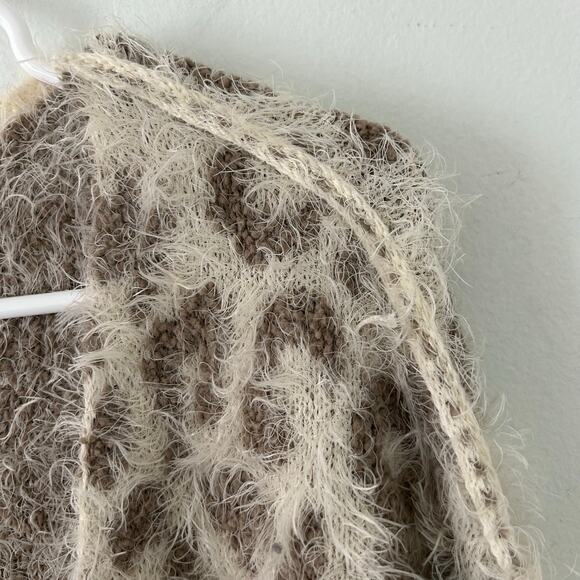123 Story by Line Up Fuzzy Soft Open Front Animal Print Sweater Cardigan S Small - Picture 3 of 7